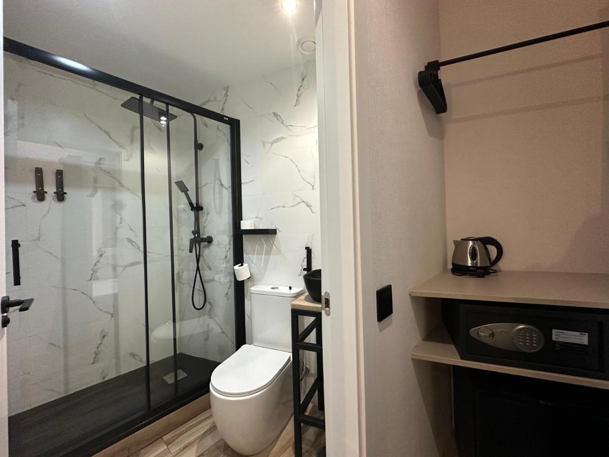 Cc Opera Suites Madrid Exterior foto