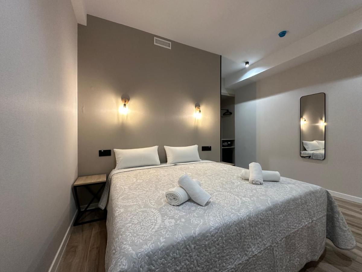 Cc Opera Suites Madrid Exterior foto