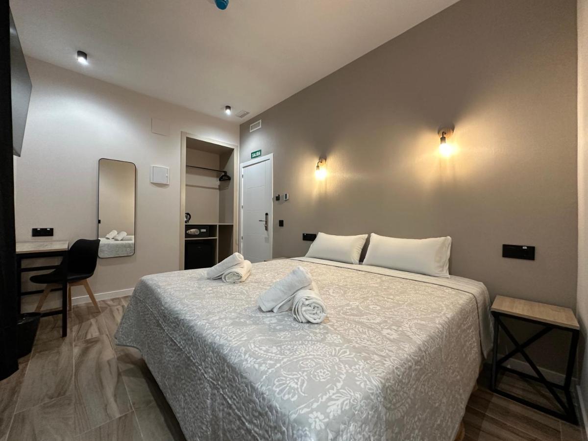 Cc Opera Suites Madrid Exterior foto