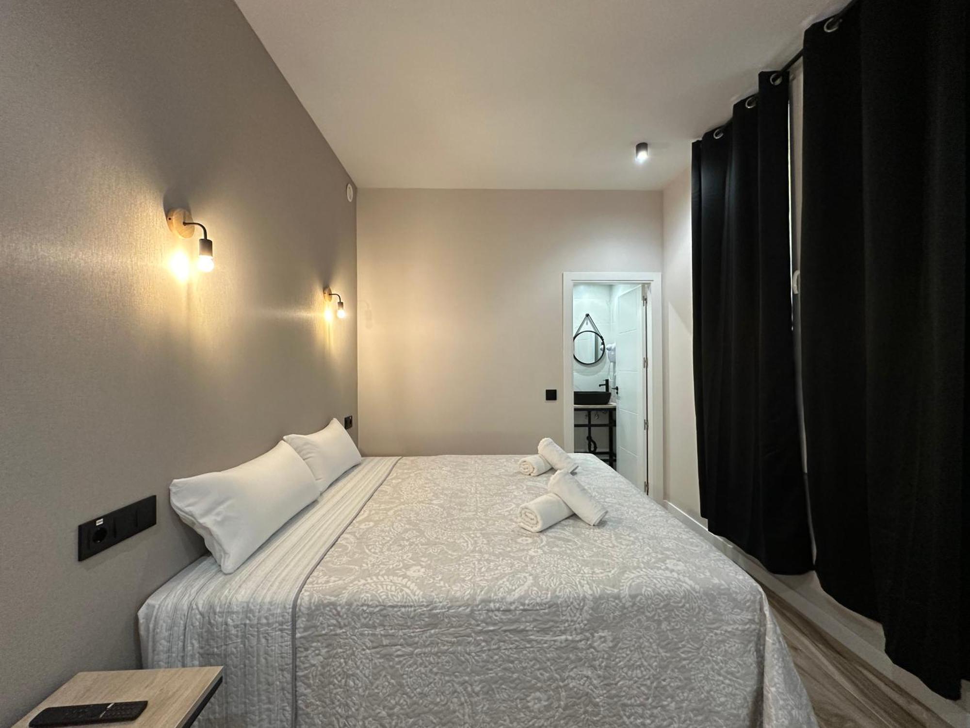Cc Opera Suites Madrid Exterior foto