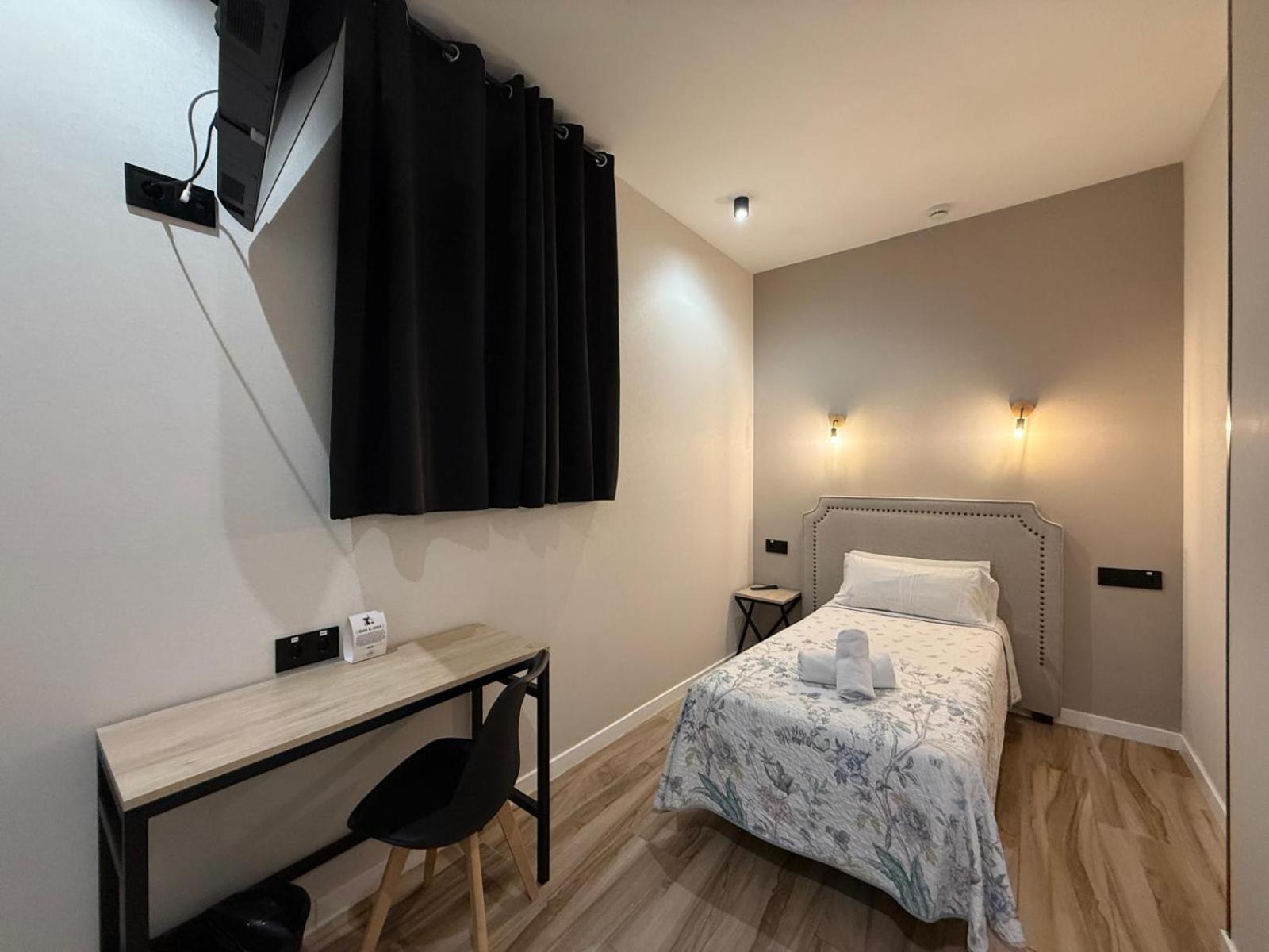 Cc Opera Suites Madrid Exterior foto